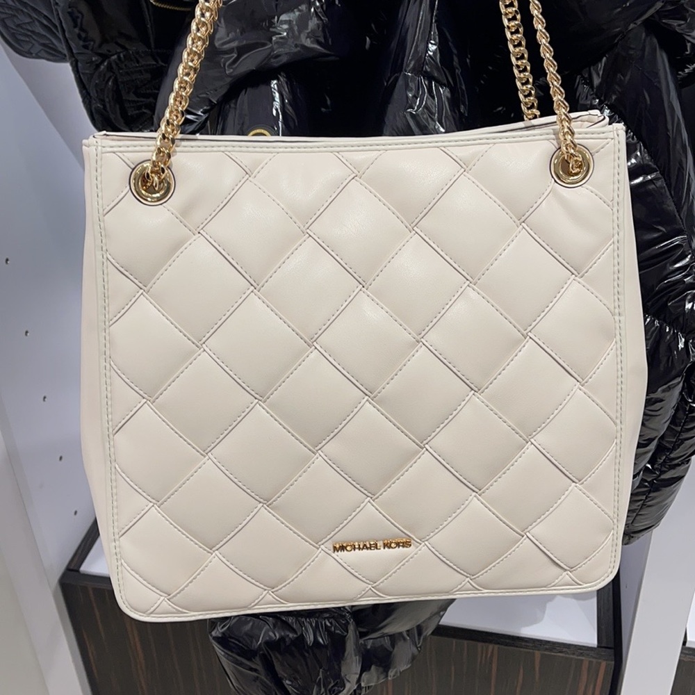 Michael Kors MK Regina Shoulder Bag Soft Leather Large Conv Bag - Picture 1 of 16